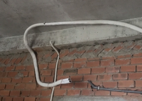 Bảng giá thi công đường ống máy lạnh âm tường